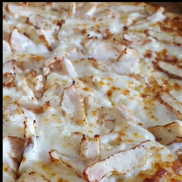 Garlic Chicken Pizza (Small).